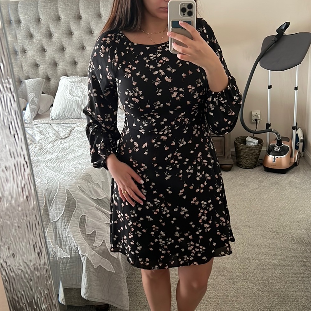 ANN TAYLOR Black Floral A-Line Balloon-Sleeve Mini Dress - Size M